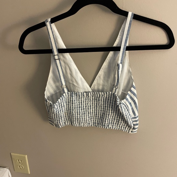 Abercrombie crop top - Picture 3 of 3